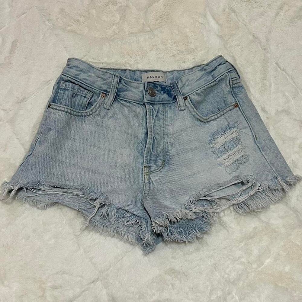 Light wash pacsun denim shorts